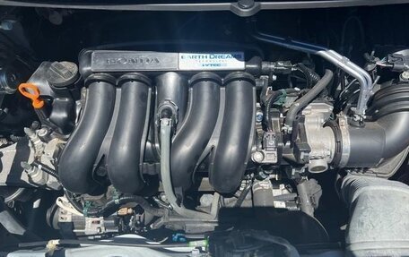 Honda Freed II, 2022 год, 1 365 000 рублей, 6 фотография