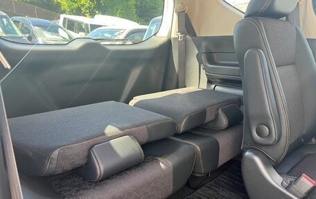 Honda Freed II, 2022 год, 1 365 000 рублей, 29 фотография