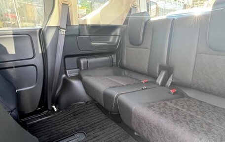 Honda Freed II, 2022 год, 1 365 000 рублей, 32 фотография