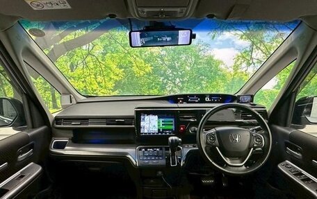 Honda Stepwgn IV, 2022 год, 2 043 000 рублей, 14 фотография