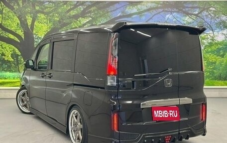 Honda Stepwgn IV, 2022 год, 2 043 000 рублей, 4 фотография