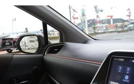 Toyota Sienta II, 2021 год, 1 293 000 рублей, 13 фотография