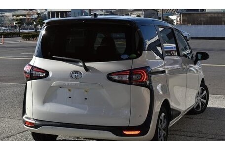 Toyota Sienta II, 2021 год, 1 293 000 рублей, 37 фотография