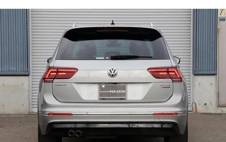 Volkswagen Tiguan I, 2016 год, 1 698 000 рублей, 7 фотография