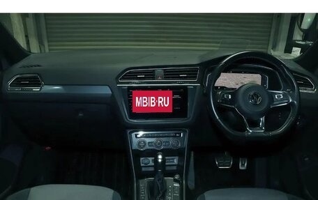 Volkswagen Tiguan I, 2016 год, 1 698 000 рублей, 16 фотография