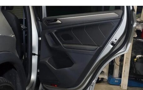 Volkswagen Tiguan I, 2016 год, 1 698 000 рублей, 30 фотография