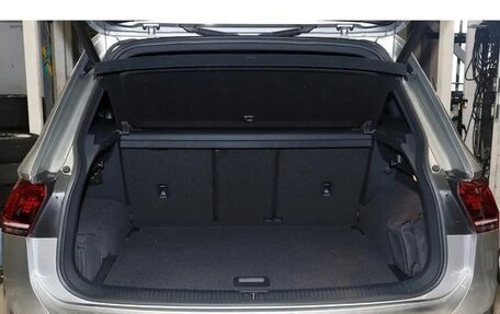 Volkswagen Tiguan I, 2016 год, 1 698 000 рублей, 25 фотография