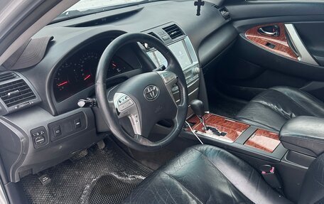 Toyota Camry, 2008 год, 1 050 000 рублей, 8 фотография