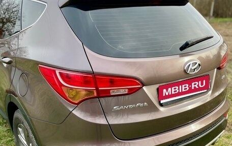 Hyundai Santa Fe III рестайлинг, 2012 год, 1 470 000 рублей, 2 фотография