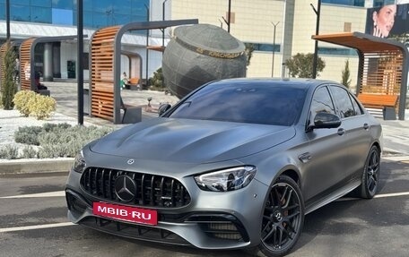 Mercedes-Benz E-Класс AMG, 2022 год, 14 500 000 рублей, 3 фотография