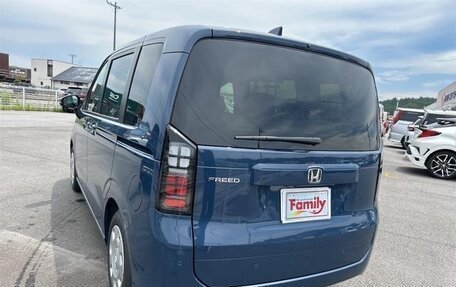 Honda Freed, 2025 год, 1 700 000 рублей, 5 фотография