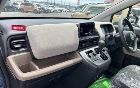 Honda Freed, 2025 год, 1 700 000 рублей, 9 фотография