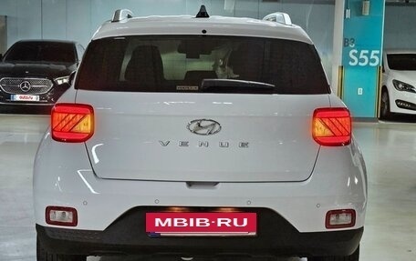 Hyundai Venue I, 2022 год, 1 350 000 рублей, 6 фотография