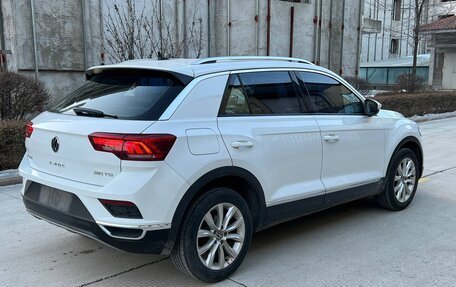 Volkswagen T-Roc I, 2022 год, 1 470 000 рублей, 4 фотография