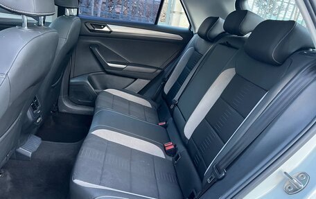 Volkswagen T-Roc I, 2022 год, 1 470 000 рублей, 10 фотография