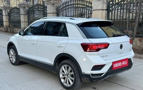 Volkswagen T-Roc I, 2022 год, 1 470 000 рублей, 3 фотография