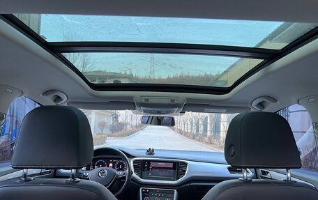 Volkswagen T-Roc I, 2022 год, 1 470 000 рублей, 7 фотография