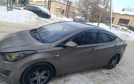 Hyundai Elantra V, 2012 год, 750 000 рублей, 4 фотография