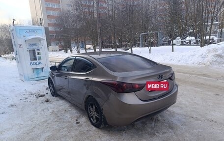 Hyundai Elantra V, 2012 год, 750 000 рублей, 2 фотография