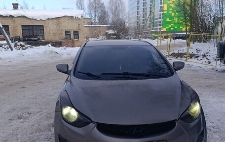 Hyundai Elantra V, 2012 год, 750 000 рублей, 5 фотография