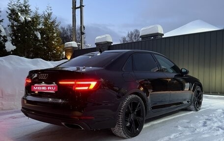 Audi A4, 2019 год, 2 700 000 рублей, 6 фотография