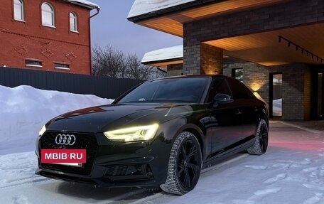 Audi A4, 2019 год, 2 700 000 рублей, 3 фотография