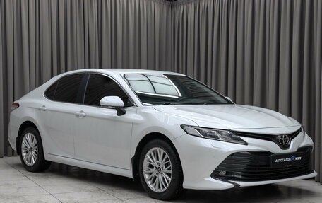 Toyota Camry, 2019 год, 3 249 000 рублей, 3 фотография