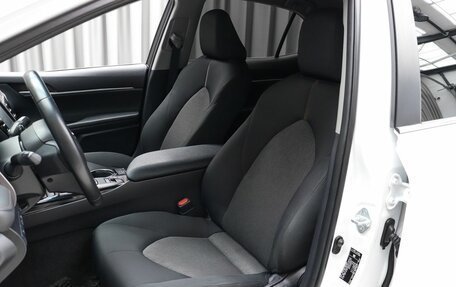 Toyota Camry, 2019 год, 3 249 000 рублей, 8 фотография