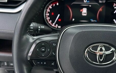 Toyota RAV4, 2019 год, 3 329 000 рублей, 22 фотография