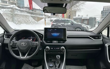 Toyota RAV4, 2019 год, 3 329 000 рублей, 18 фотография