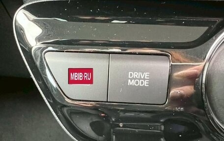 Toyota Prius IV XW50, 2021 год, 2 929 000 рублей, 14 фотография