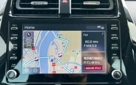 Toyota Prius IV XW50, 2021 год, 2 929 000 рублей, 10 фотография