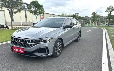 Volkswagen Lavida, 2023 год, 2 100 017 рублей, 1 фотография