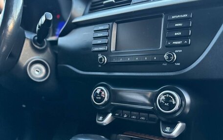 KIA Rio IV, 2018 год, 1 400 000 рублей, 3 фотография