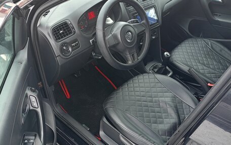 Volkswagen Polo VI (EU Market), 2011 год, 580 000 рублей, 18 фотография