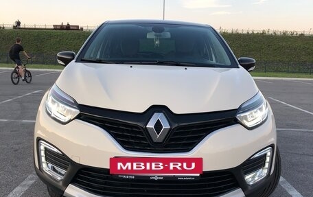 Renault Kaptur I рестайлинг, 2018 год, 1 440 000 рублей, 3 фотография