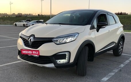 Renault Kaptur I рестайлинг, 2018 год, 1 440 000 рублей, 2 фотография