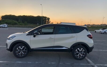 Renault Kaptur I рестайлинг, 2018 год, 1 440 000 рублей, 8 фотография