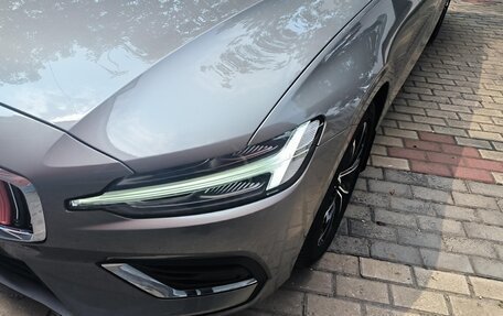 Volvo S60 III, 2023 год, 3 970 000 рублей, 11 фотография