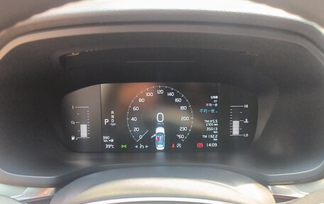 Volvo S60 III, 2023 год, 3 970 000 рублей, 8 фотография