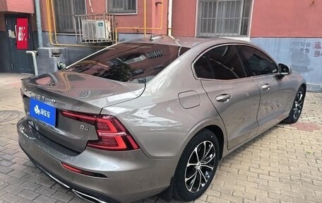 Volvo S60 III, 2023 год, 3 970 000 рублей, 4 фотография