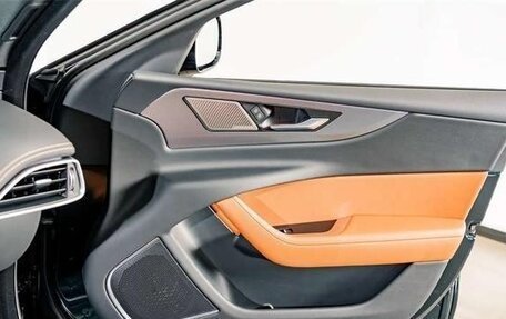 Jaguar XE I рестайлинг, 2024 год, 4 300 000 рублей, 19 фотография