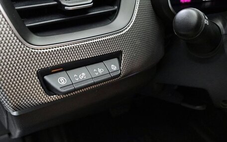 Renault Arkana I, 2024 год, 1 800 000 рублей, 12 фотография