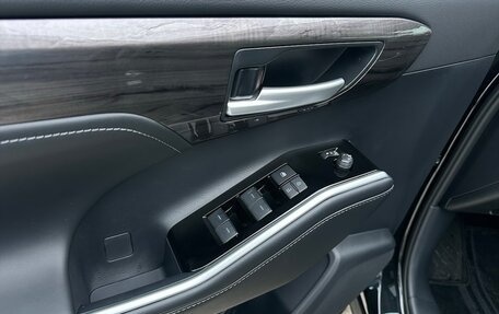 Toyota Highlander, 2025 год, 5 990 000 рублей, 6 фотография