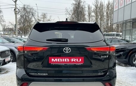 Toyota Highlander, 2025 год, 5 990 000 рублей, 24 фотография