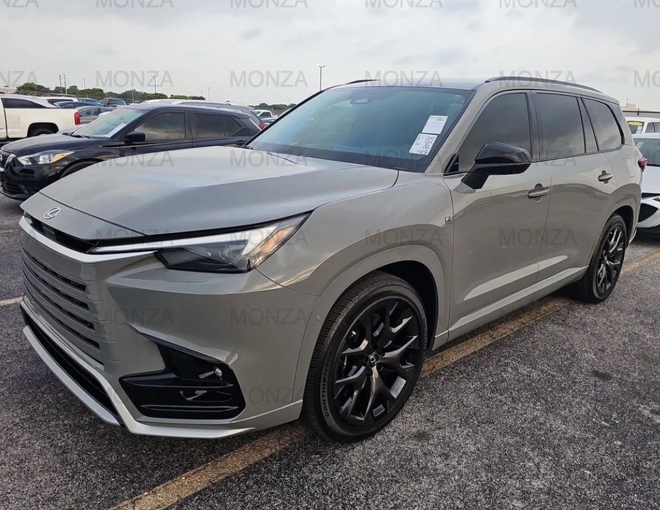 Lexus TX, 2026 год, 12 800 000 рублей, 3 фотография