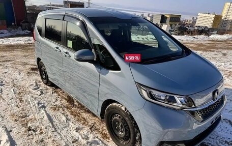 Honda Freed II, 2020 год, 1 999 999 рублей, 1 фотография