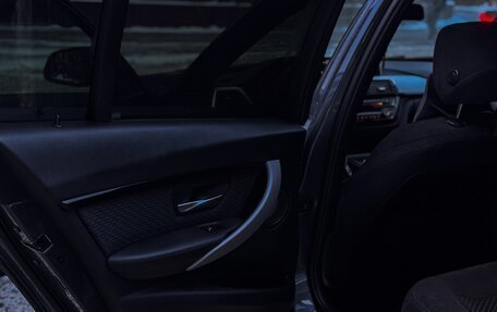 BMW 3 серия, 2016 год, 1 999 999 рублей, 19 фотография