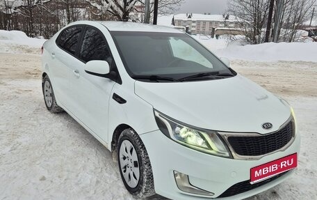 KIA Rio III рестайлинг, 2011 год, 740 000 рублей, 1 фотография