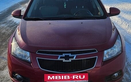 Chevrolet Cruze II, 2010 год, 765 000 рублей, 2 фотография